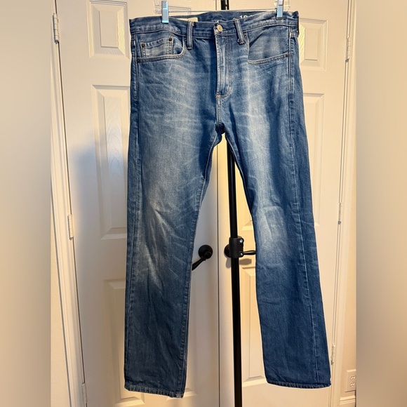 GAP Other - Men’s Gap Slim Jeans 33x32 - medium wash